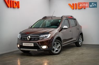 Хэтчбек Renault Sandero StepWay 2017 в Киеве