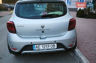 Хэтчбек Renault Sandero StepWay 2017 в Киеве