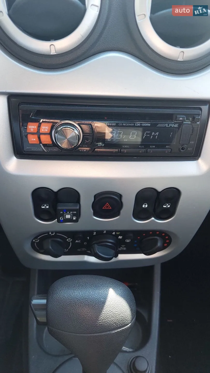 2012 Renault Sandero - мініатюра 21