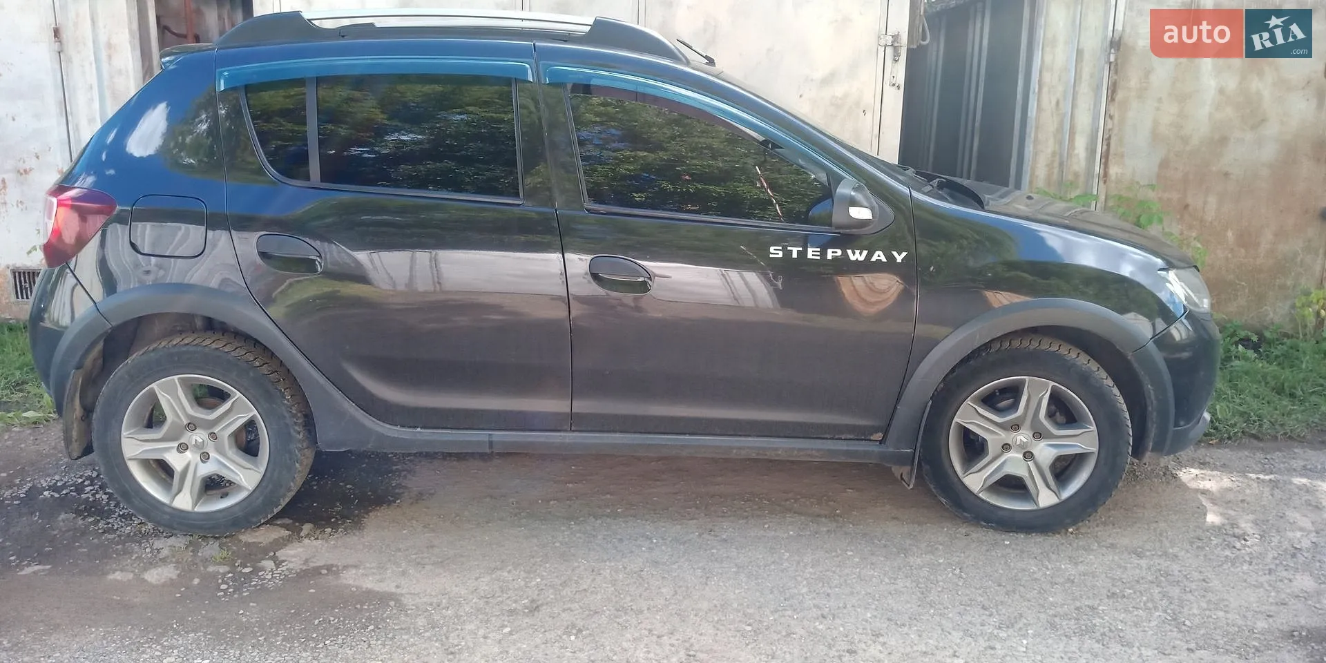 2013 Renault Sandero - фото 1