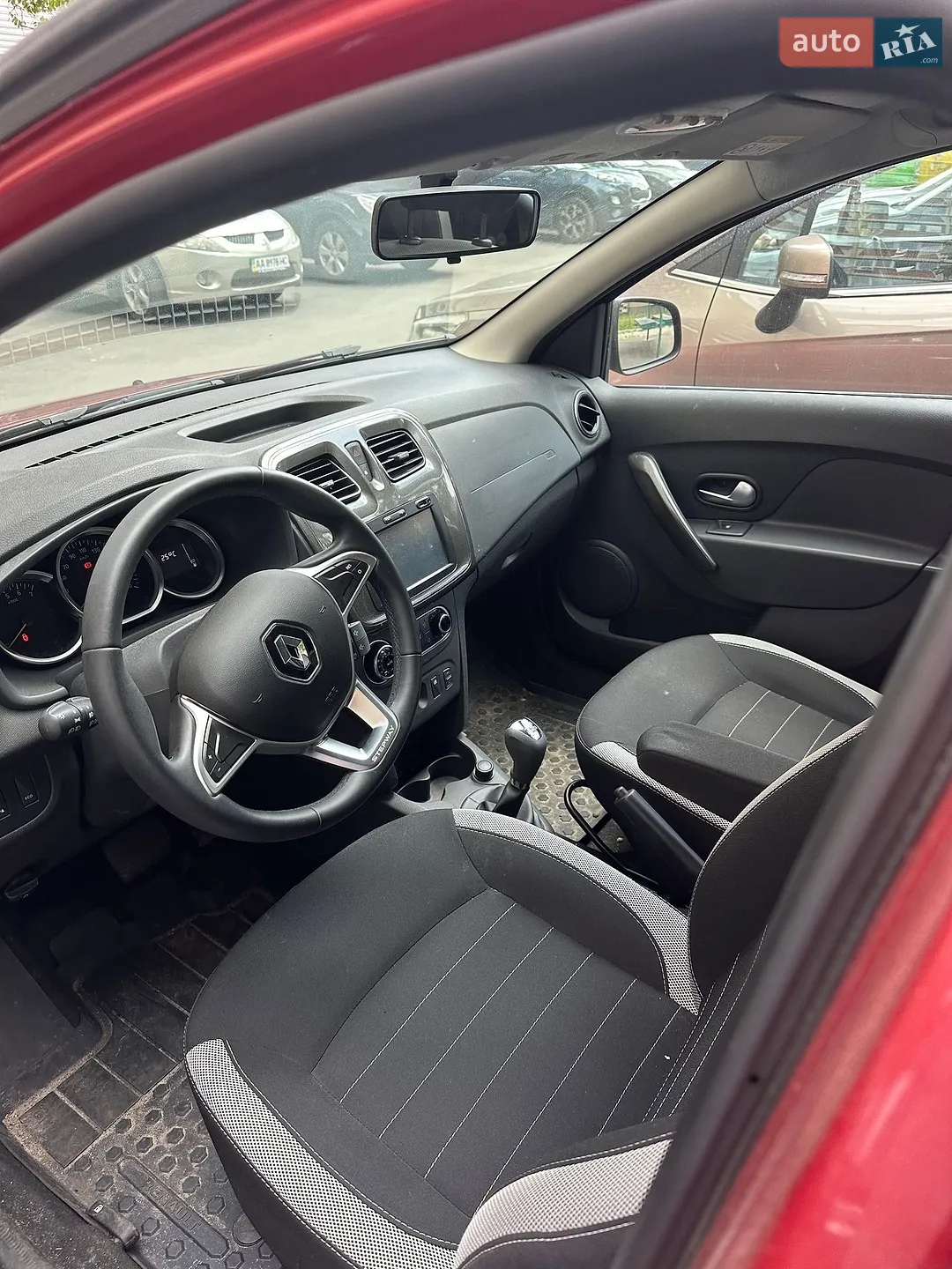 2017 Renault Sandero - мініатюра 9