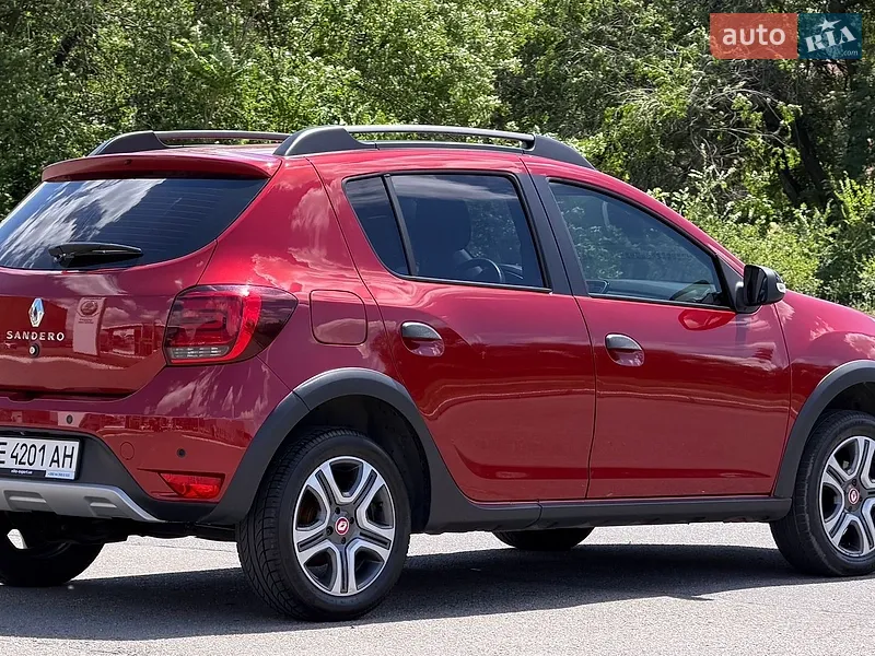Renault Sandero StepWay 2019 VIN VF15SRCLC63134615 фото оголошення 5 з 77