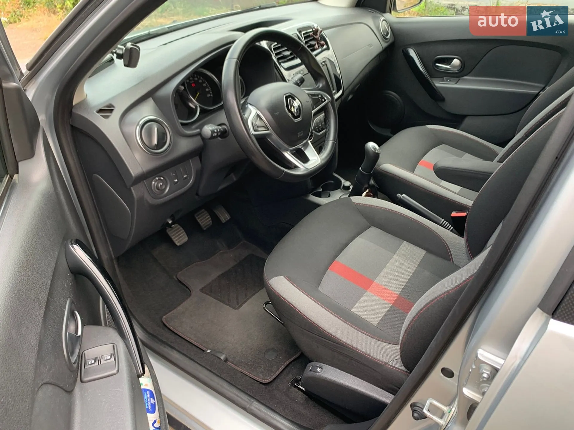 2019 Renault Sandero - мініатюра 9