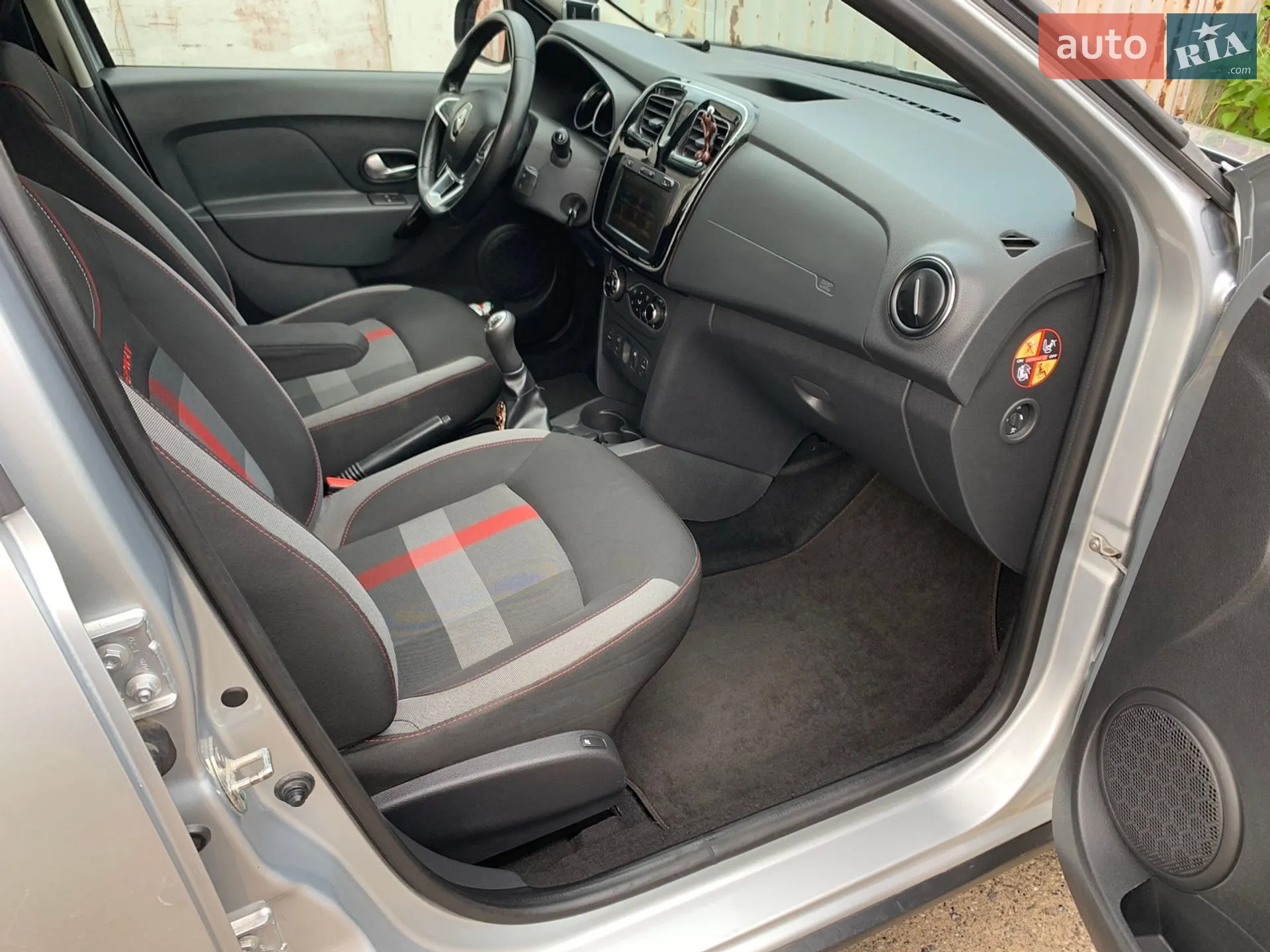 2019 Renault Sandero - мініатюра 10