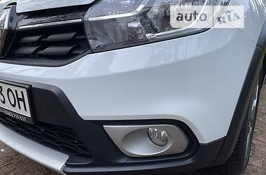 Хэтчбек Renault Sandero 2020 в Киеве