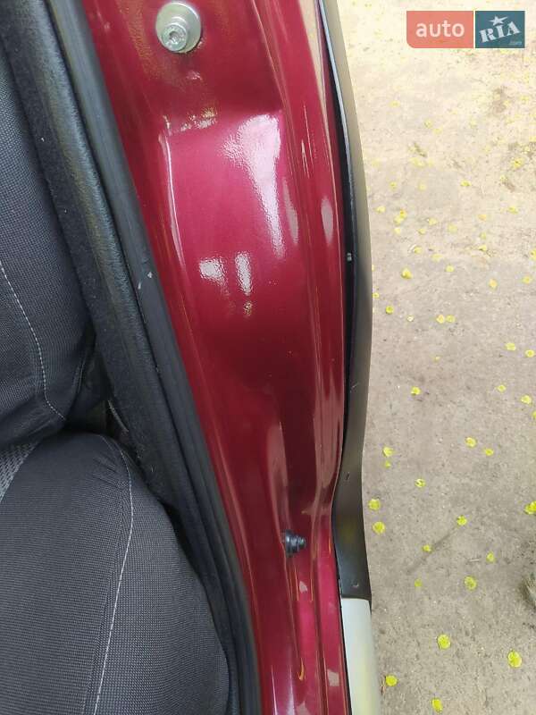 Хетчбек Renault Sandero 2012 в Краматорську