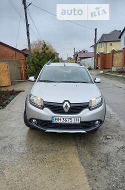 Хэтчбек Renault Sandero 2014 в Одессе