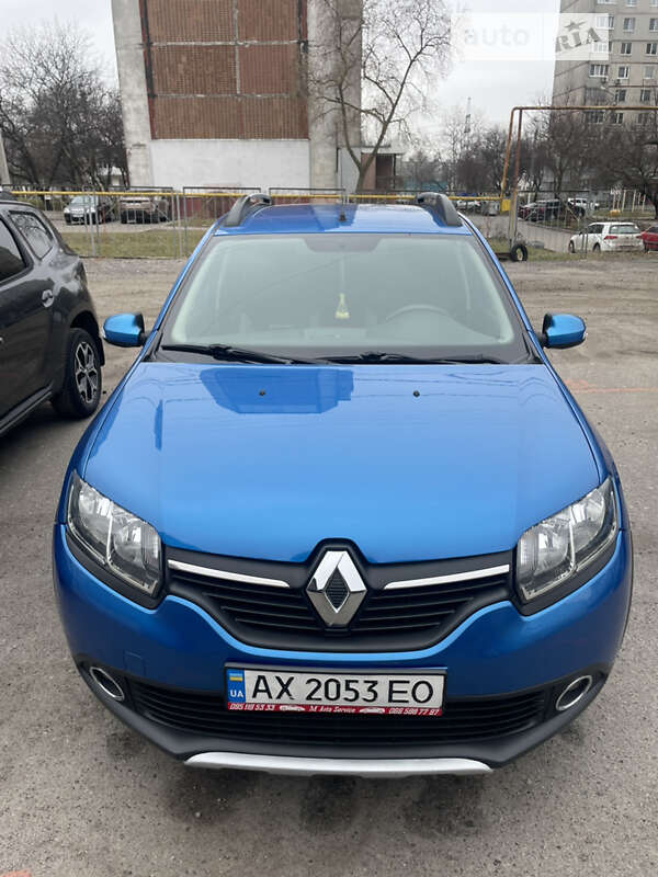 Хэтчбек Renault Sandero 2016 в Харькове