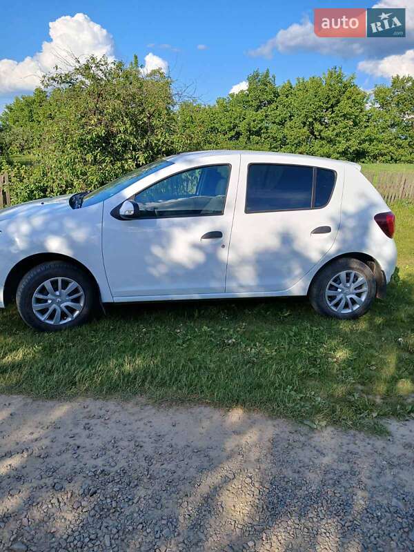 Хэтчбек Renault Sandero 2019 в Березному