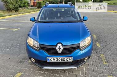 Позашляховик / Кросовер Renault Sandero 2015 в Полтаві