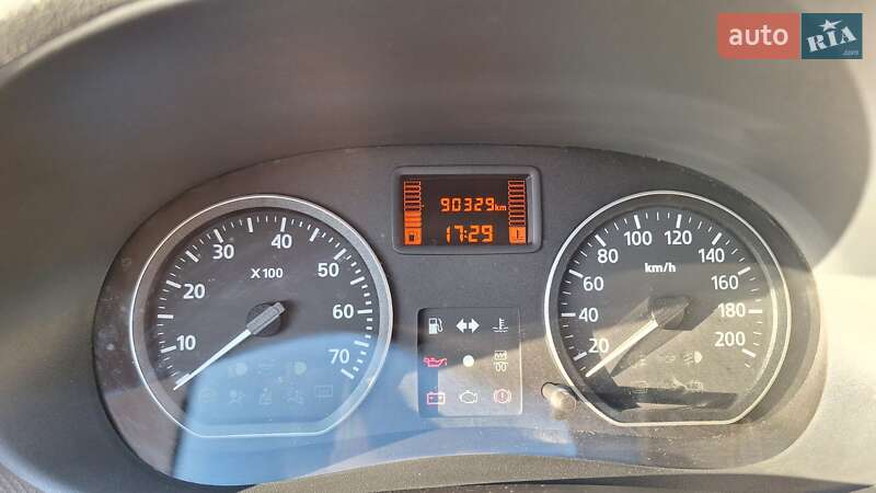 Хэтчбек Renault Sandero 2010 в Каменец-Подольском