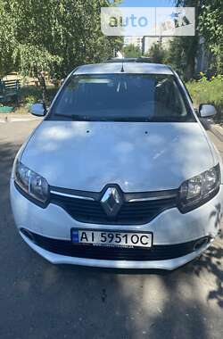 Хэтчбек Renault Sandero 2013 в Ирпене