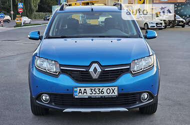 Хэтчбек Renault Sandero 2015 в Киеве