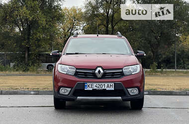 Хэтчбек Renault Sandero 2019 в 
