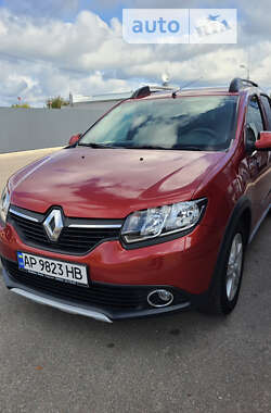 Хэтчбек Renault Sandero 2016 в Каменке