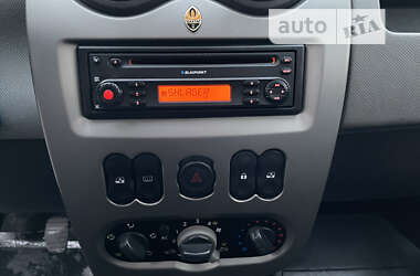 Хетчбек Renault Sandero 2010 в Лубнах