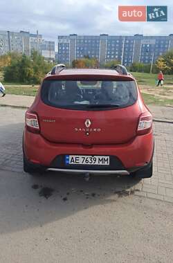 Хэтчбек Renault Sandero 2013 в Запорожье