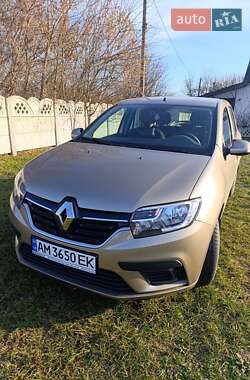 Хэтчбек Renault Sandero 2020 в 