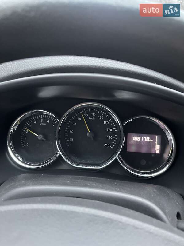 Хэтчбек Renault Sandero 2013 в Луцке фото 2 Хэтчбек Renault Sandero 2013 в Луцке