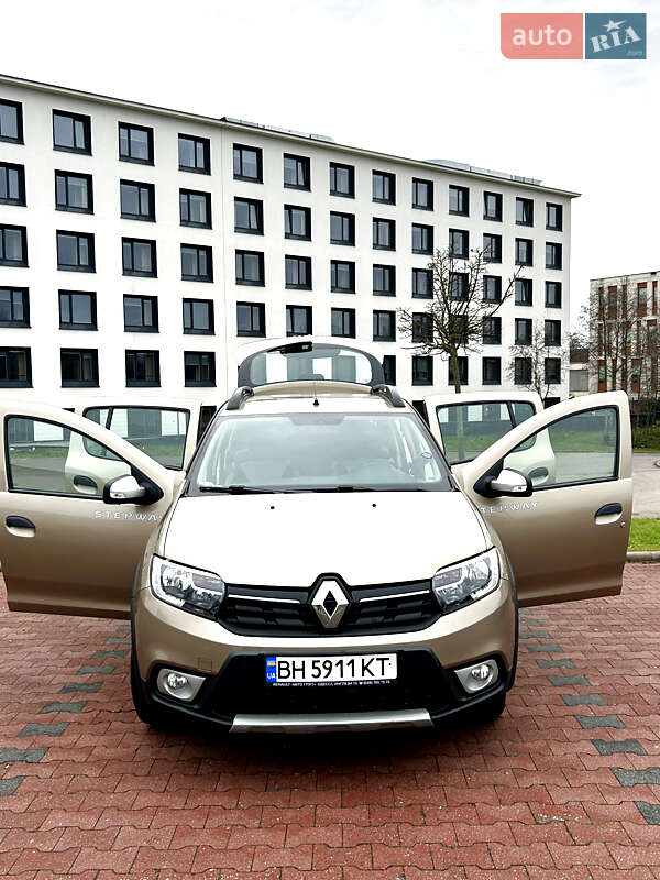 Хэтчбек Renault Sandero 2020 в Одессе