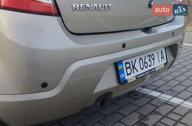 Хетчбек Renault Sandero 2011 в Дубні