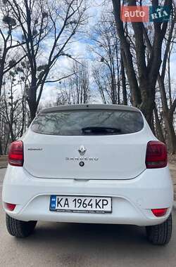 Хэтчбек Renault Sandero 2019 в 