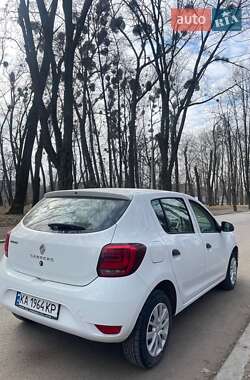 Хэтчбек Renault Sandero 2019 в 