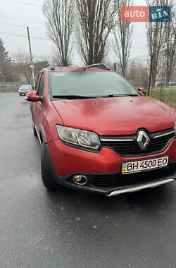 Хэтчбек Renault Sandero 2013 в Одессе