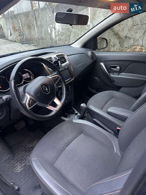 Хетчбек Renault Sandero 2017 в Подільську