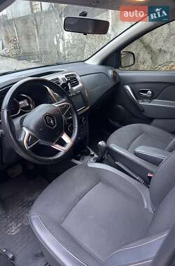 Хэтчбек Renault Sandero 2017 в Подольске