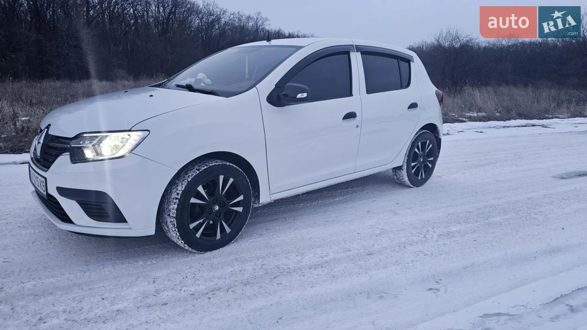 Renault Sandero 2022 VIN VF15SRKL469740974 фото оголошення 4 з 12