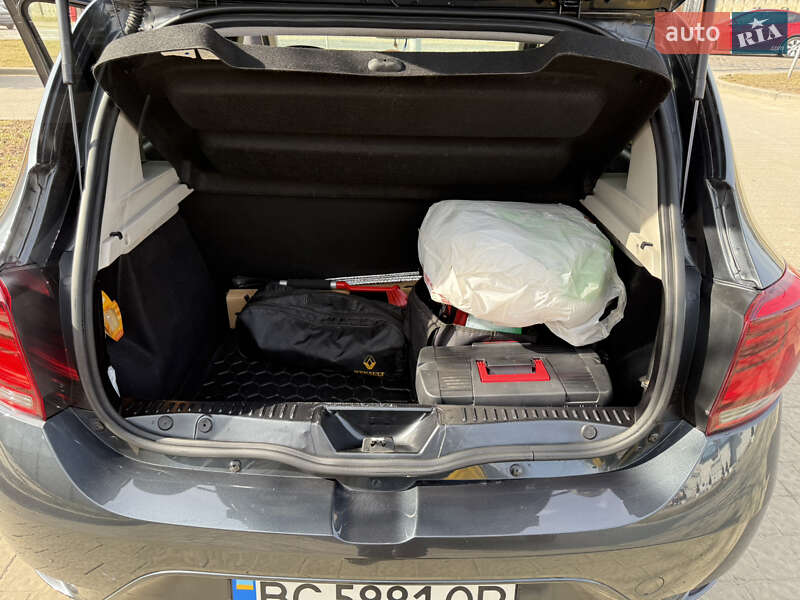 Хетчбек Renault Sandero 2019 в Львові