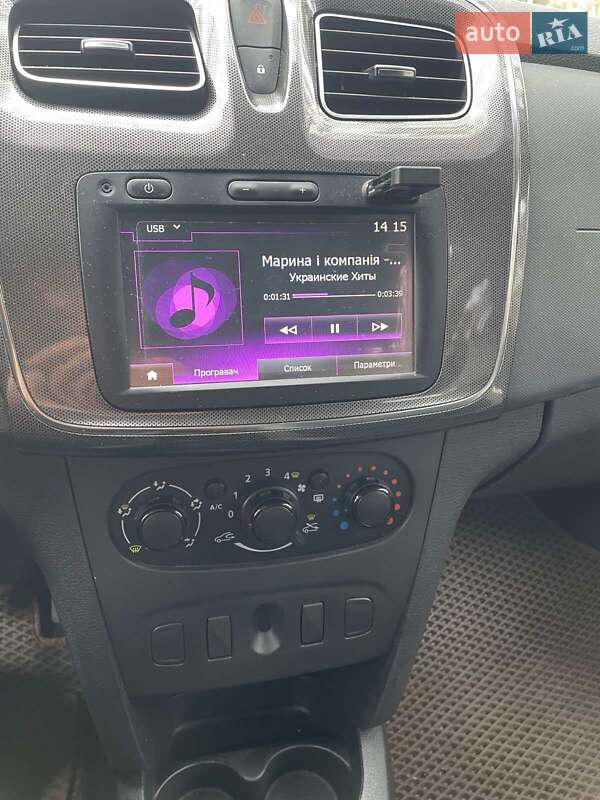 Хетчбек Renault Sandero 2017 в Львові