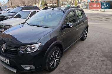 Хетчбек Renault Sandero 2020 в 
