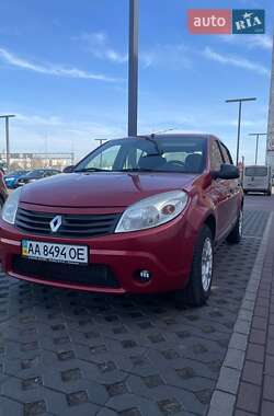 Хэтчбек Renault Sandero 2012 в Василькове