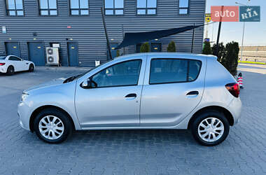 Хетчбек Renault Sandero 2020 в 