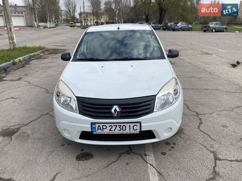 Хэтчбек Renault Sandero 2012 в Запорожье