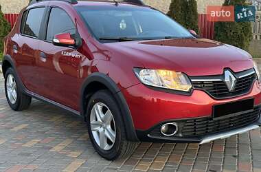 Хэтчбек Renault Sandero 2015 в Килии