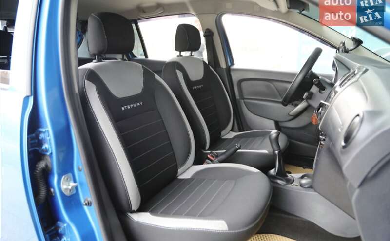 Хэтчбек Renault Sandero 2017 в Харькове