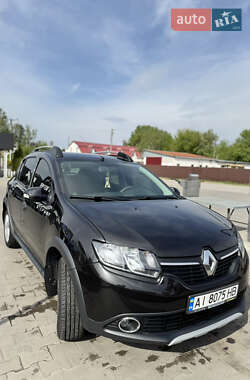 Хэтчбек Renault Sandero 2013 в Барышевке