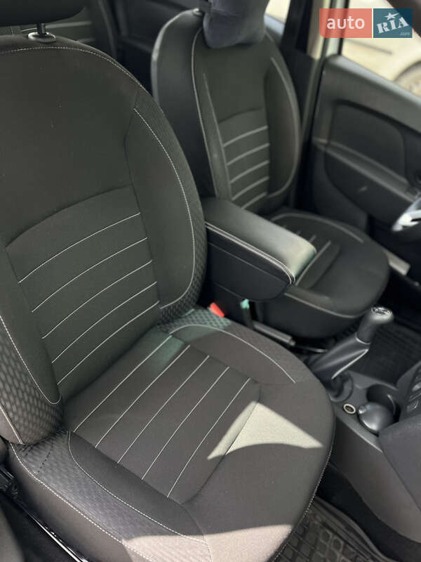 Хэтчбек Renault Sandero 2022 в Киеве