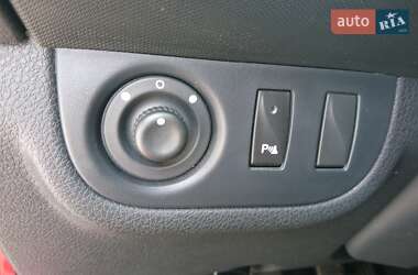 Хэтчбек Renault Sandero 2019 в 