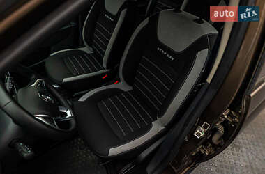 Хетчбек Renault Sandero 2019 в 