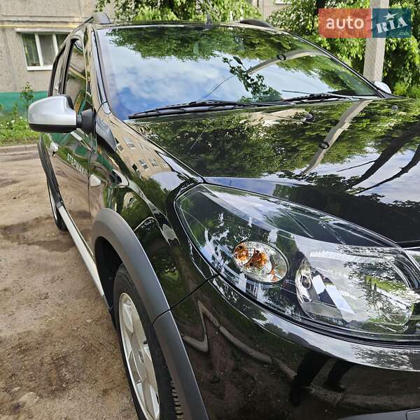 Хетчбек Renault Sandero 2012 в Харкові фото 4 Хетчбек Renault Sandero 2012 в Харкові