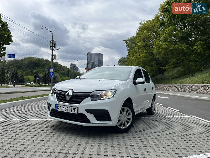 Хэтчбек Renault Sandero 2021 в 