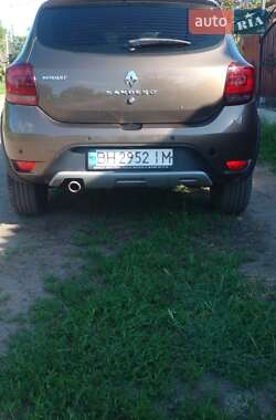 Хэтчбек Renault Sandero 2019 в 