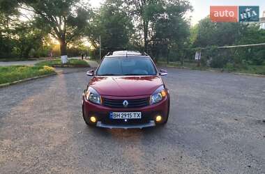 Хэтчбек Renault Sandero 2011 в Одессе