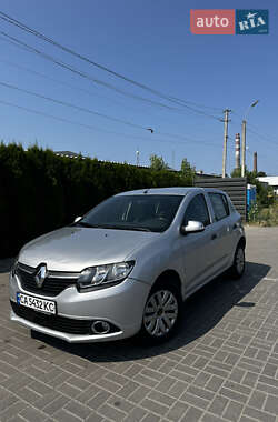 Хэтчбек Renault Sandero 2014 в Черкассах