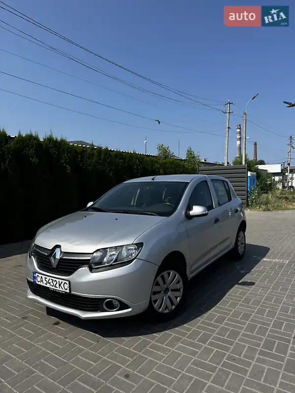 Renault Sandero 2014