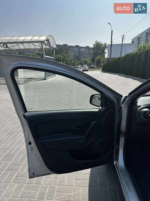 Хэтчбек Renault Sandero 2014 в Черкассах